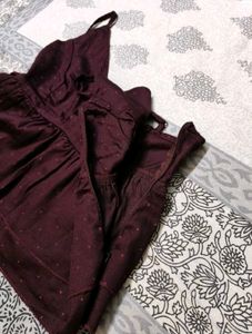 MAGRE Burgundy V-neck Peplum Cami Top