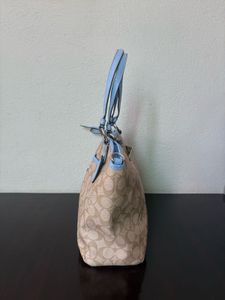Coach Signature Tote Bag
