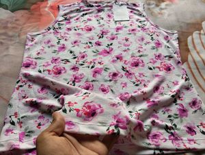 Women’s Floral Printed Sleeveless Top &amp; Red Shorts