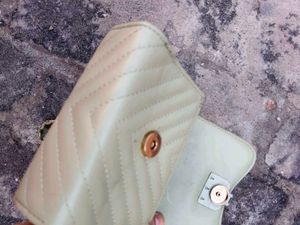 Chic Quilted Crossbody Bag