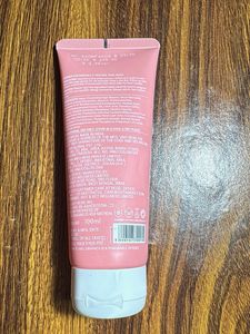 DOT &amp; KEY Watermelon Cooling Gel Face Wash