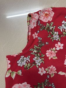 Red Floral Sleeveless Tunic Top