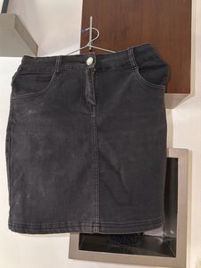 Stylish Dark Wash Denim Skirt