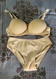 Comfortable Bra and Panty Set