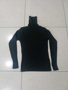 Men's Dark Green Cable Knit Turtleneck Sweater