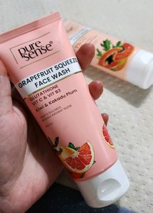 ( Sealed) Grapefruit Squeeze Face Wash