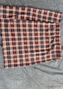 Mini cute check skirt