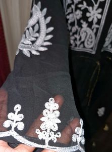 Elegant Black Embroidered Kurta