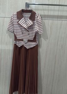 Vintage Inspired Brown & White A-Line Dress