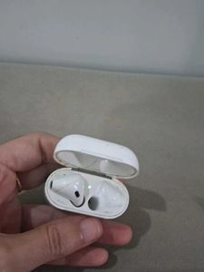 Apple AirPods Pro (1st Gen)