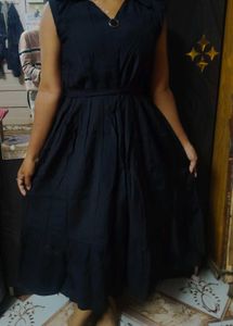 Chic Black Midi Dress