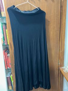 Forever 21 Classic Black contemporary Skirt