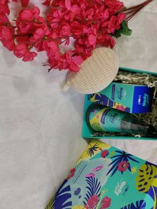 Plum  Hawaiian Rumba Gift Kit