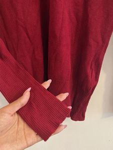 Burgundy V-Neck Long Sleeve Top