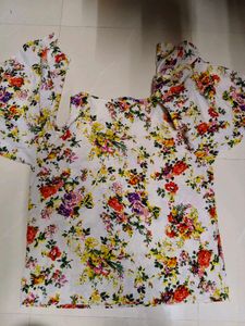 Floral Cold Shoulder Top