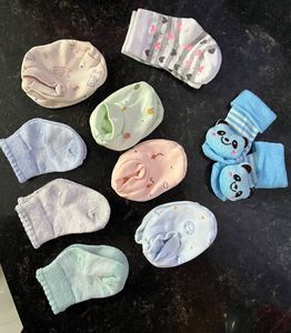 Baby Socks &amp; mittens Bundle