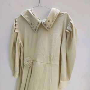 Elegant Light Yellow Collared Dress