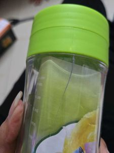 Portable USB Rechargeable Juicer