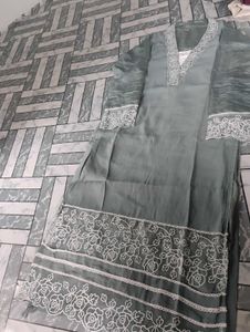 Elegant sea green Kurta with Intricate Embroid