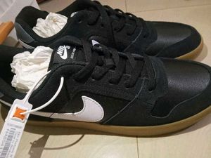 Nike SB Delta Force Vulc Black Sneakers (Original)