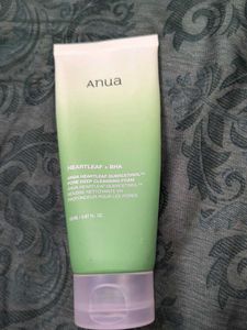 Anua Heartleaf + BHA Pore Deep Cleansing Foam
