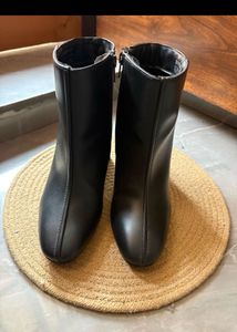 Chic Black Heeled Ankle Boots
