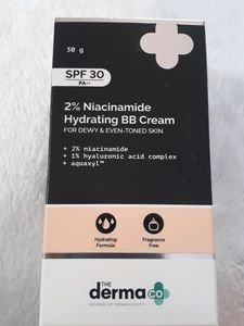 The Derma Co 2% Niacinamide Hydrating BB Cream wit