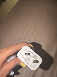 NU REPUBLIC White Charger