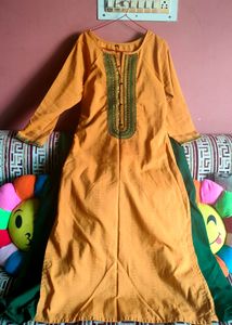 Straight Kurta With Pajama And Dupatta Set