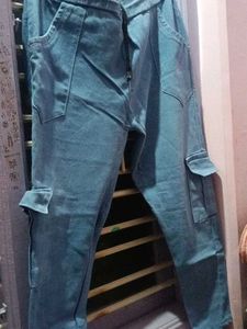 jeans and flazo pant