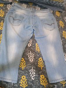 Light Wash Denim Capris