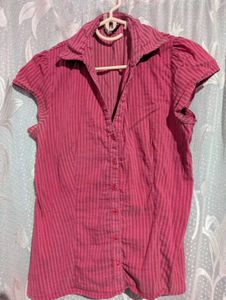 y2k PINK FITTED BUTTON TOP
