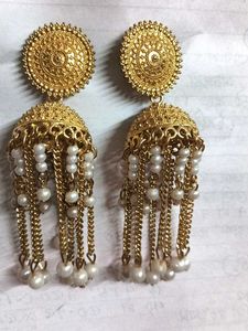 Earring