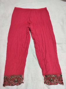 Coral Lace Trim Capri Leggings