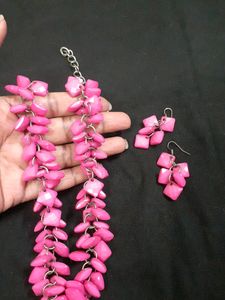 Neclace With Earrings