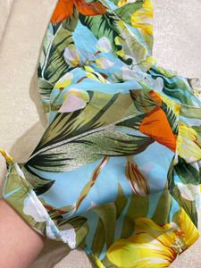 A Very Pretty Scraf