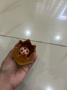 Cute Ceramic Lotus-Shaped Decor