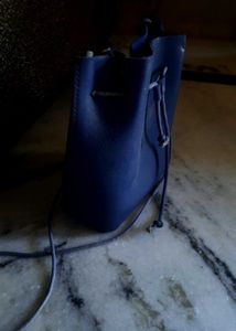 Stylish Blue Drawstring Bucket Bag