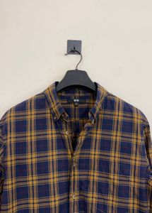 Men's Plaid Button-Down Shirt
