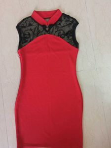 Chic Red Lace Sheath Dress