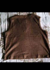 Ribbed Button-Up Sleeveless Top