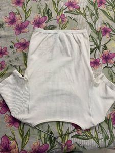 Ribbed White Cropped Top