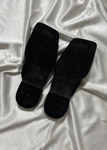 Black Slip on