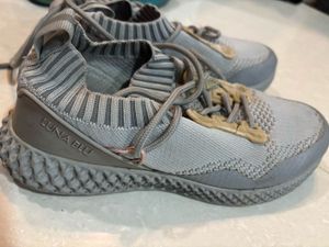 Luna Blu Grey Sneakers