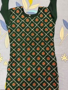 Elegant Green Embroidered Kurta Set