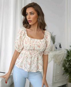 Floral Smocked Puff Sleeve Top
