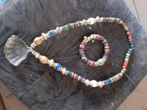Neckless