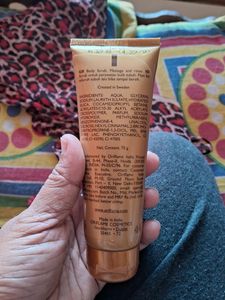 Oriflame Honey And Sugar Scrub