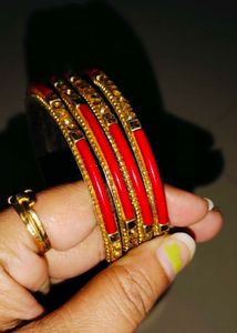 Exquisite Red and Gold Bangles Set
