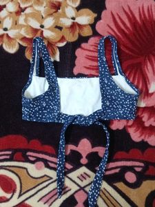 Floral print bra